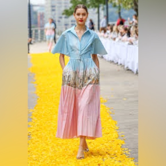 Lela Rose Dresses & Skirts - LELA ROSE Cape-Effect New York City Skyline Printed Cotton Maxi Dress